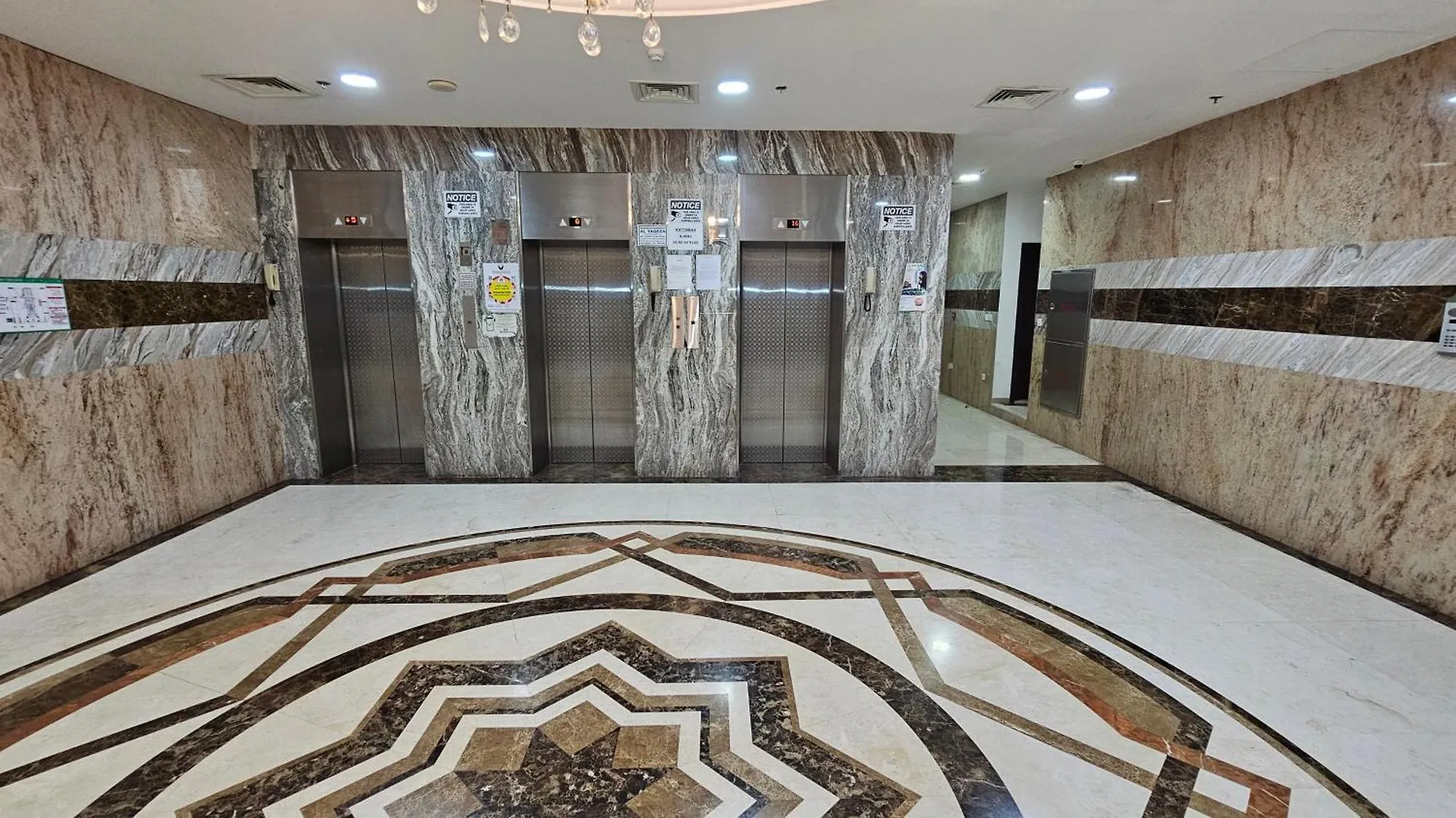 Lavish Private Rooms Sharjah 0*,  Forenede Arabiske Emirater